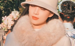 苍井空手机壁纸